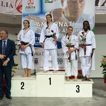 Valentina Curatella medaglia d’oro di kumite ai campionati italiani FIKTA